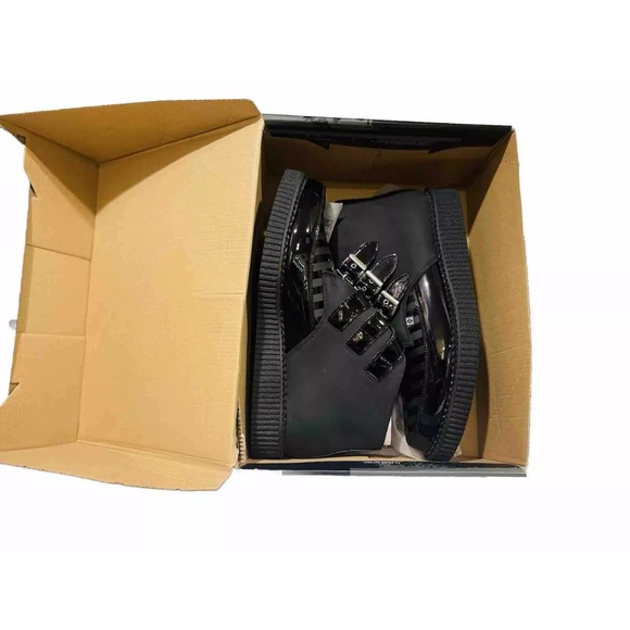 NEW TUK Black Stripe 3-Buckle Pointed Men Boots Size 11 - Picture 3 of 14